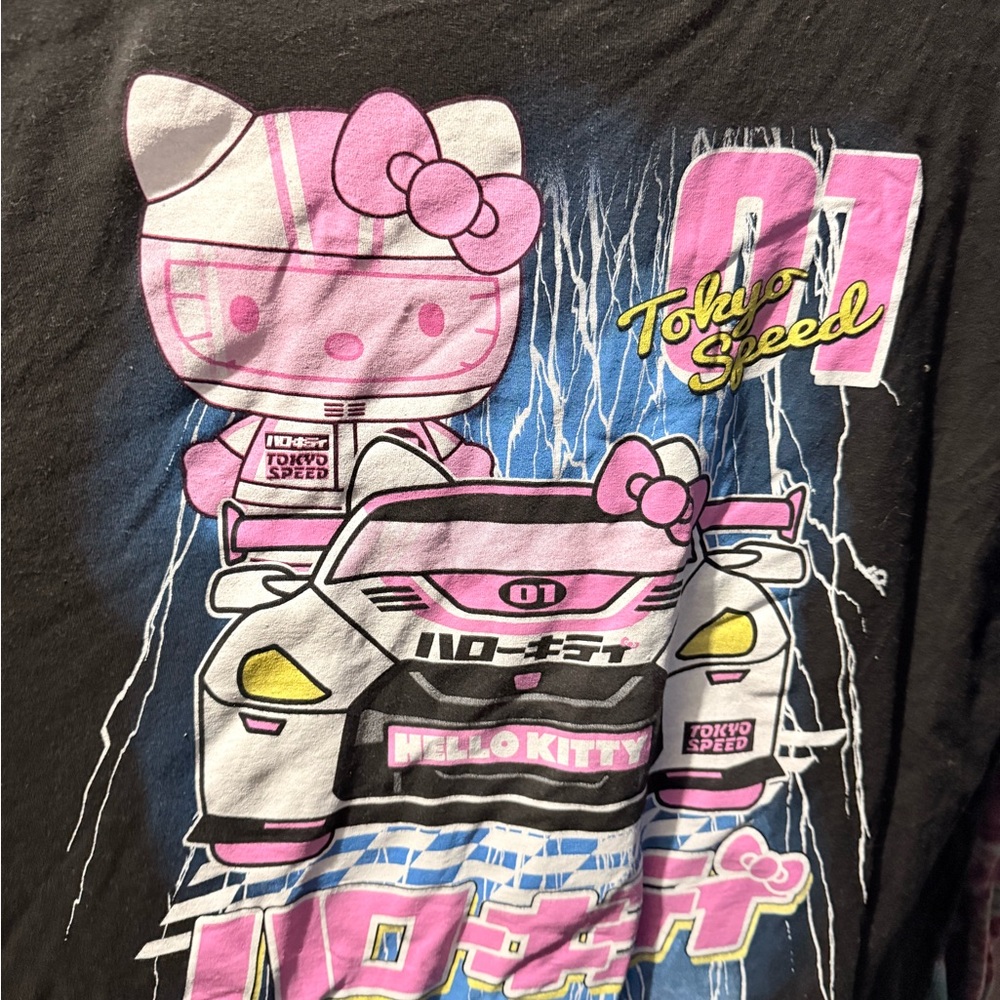 Graphic Tee BUNDLE! 5 Shirts !